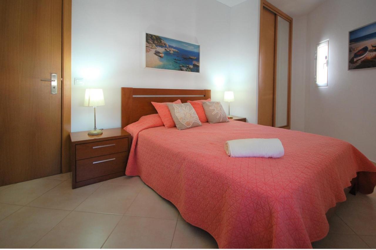 Vila Mar Praia - Free Wifi - 50 M From The Beach Armacao de Pera Exterior foto